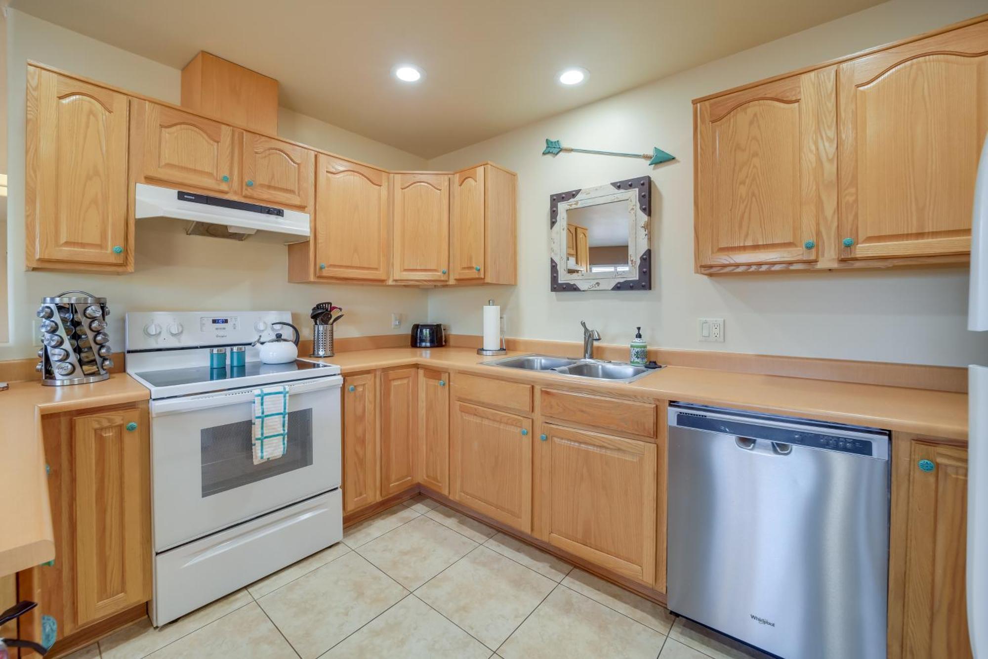 Red Rock Retreat With Patio 3 Mi To Downtown Sedona Villa Exterior photo